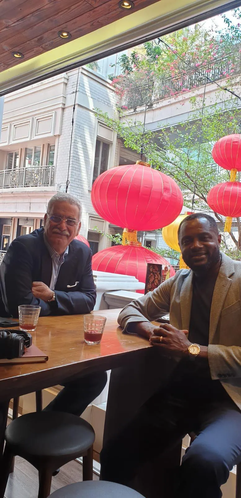 Pierre Olivier Bakalag in conversation with the president of the Arab Chamber of Commerce.